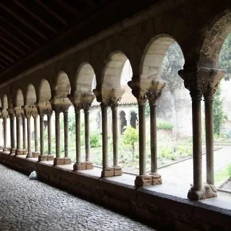 House Le Du Cloitre 1 *
